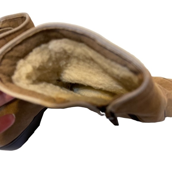 Women’s HUSH PUPPIES Beige Suede Fur Lined Boots - Picture 6 of 6